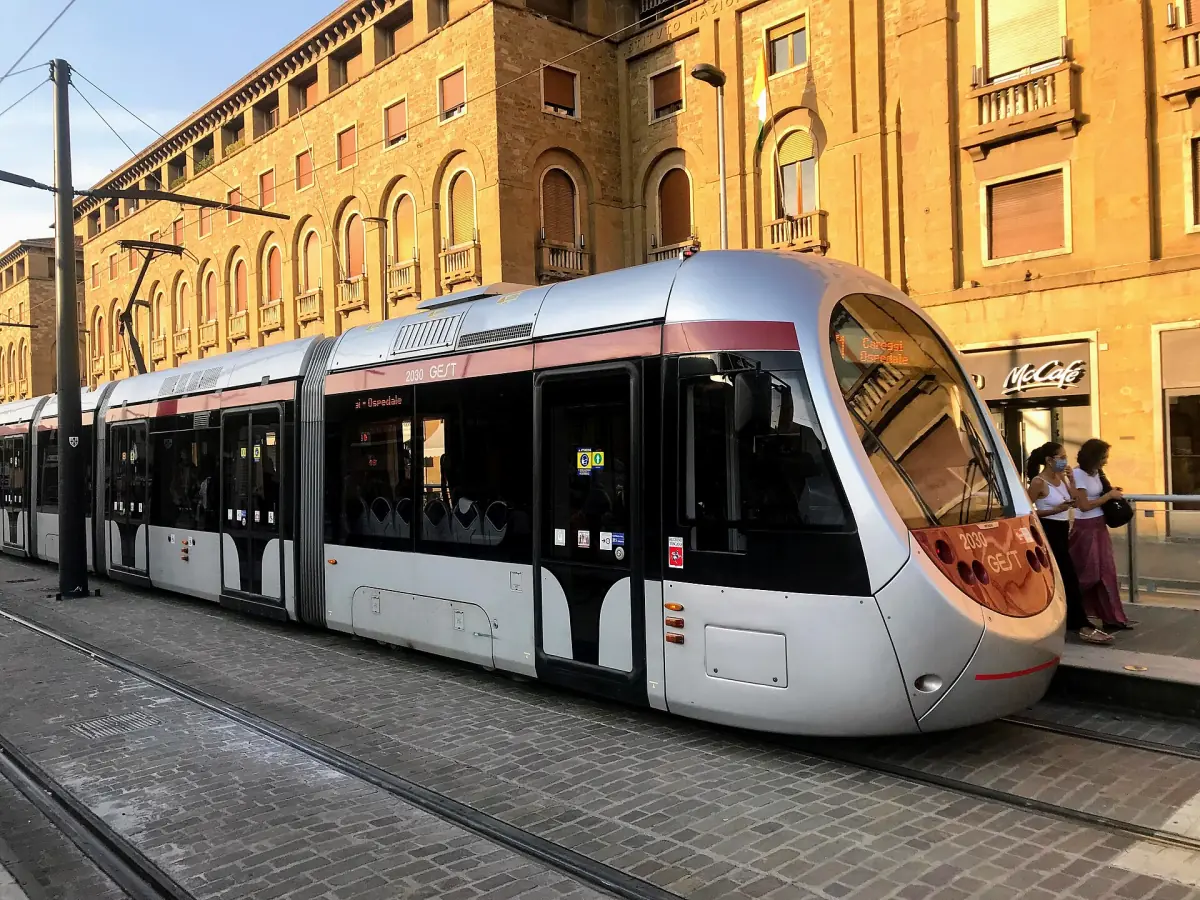 A Florence tram